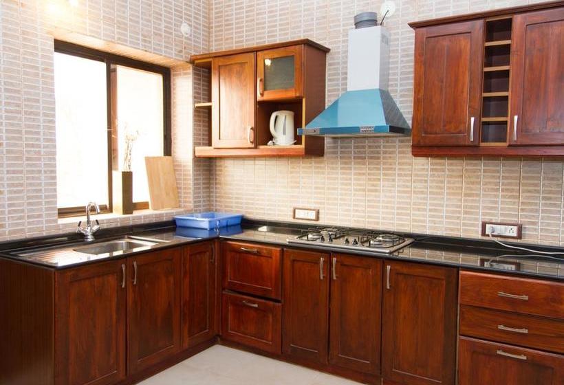 Hotel Westwood Residence 10