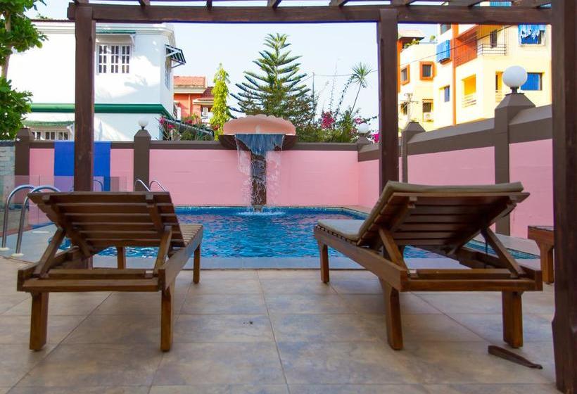 Hotel Westwood Residence 17