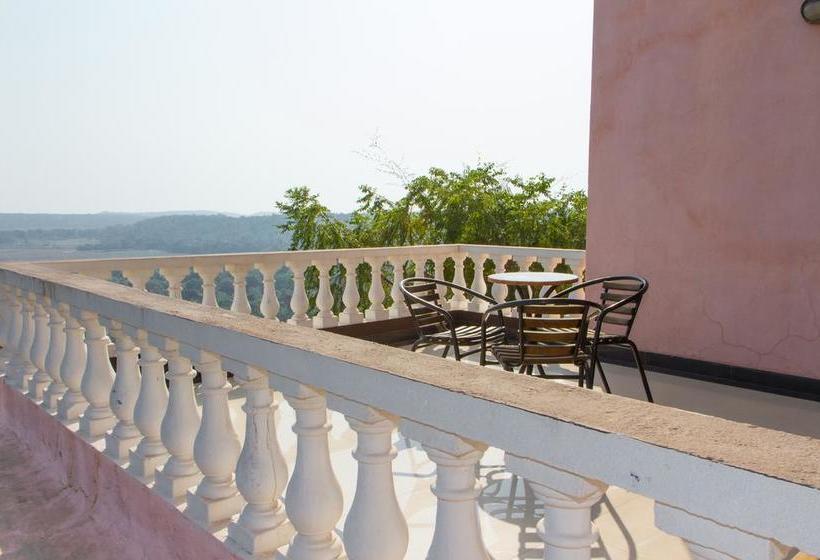 Hotel Westwood Residence 9