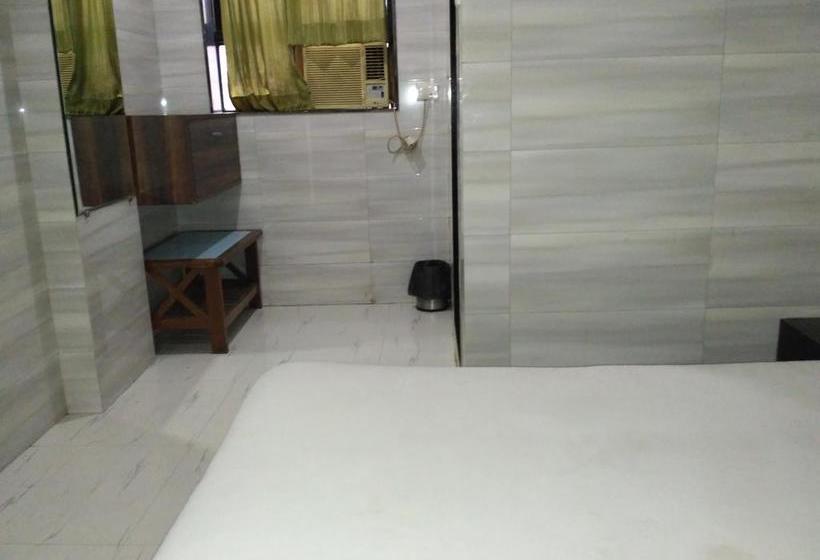 Hotel Darshan Lodging 12