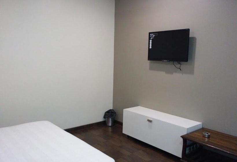 Hotel Darshan Lodging 2