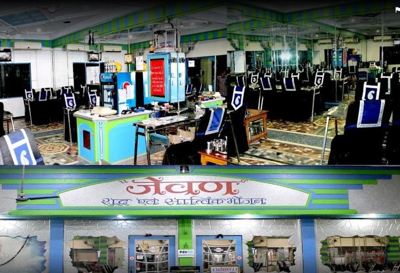 Hotel Anand Palace 6