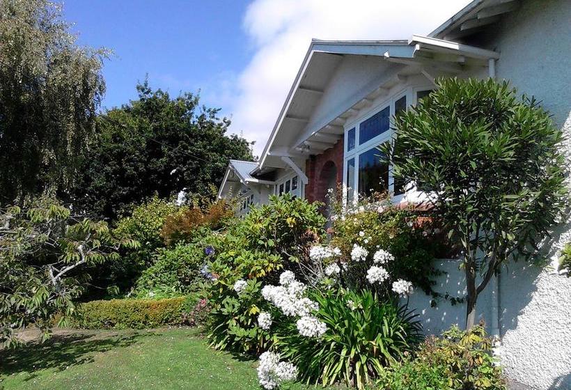 Oasis On Orwell Bed And Breakfast 1