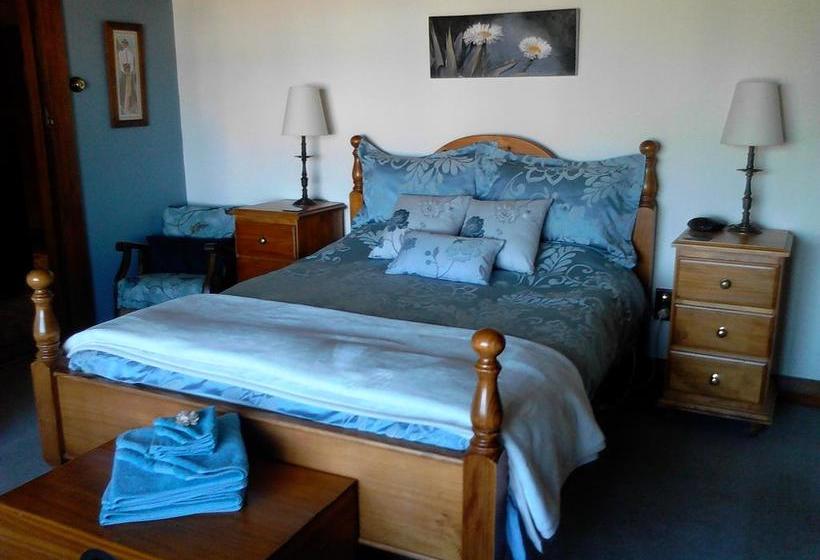 Oasis On Orwell Bed And Breakfast 10