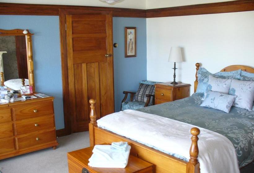 Oasis On Orwell Bed And Breakfast 3