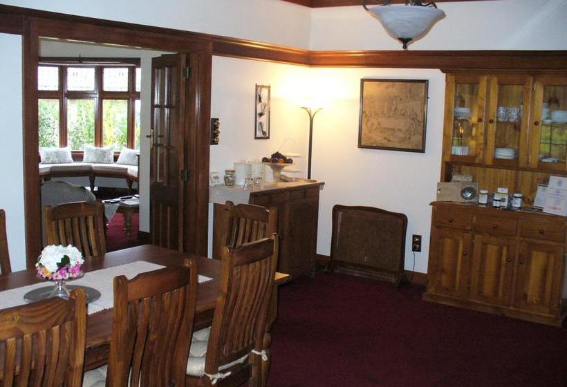 Oasis On Orwell Bed And Breakfast 4