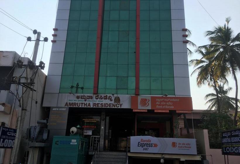 Hotel Iroomz Amrutha Residency 15