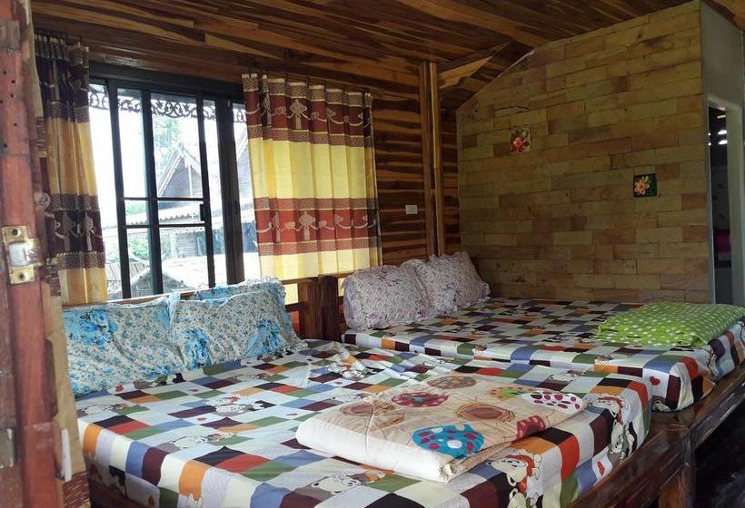 Phu Aram Khao Kho Resort 12