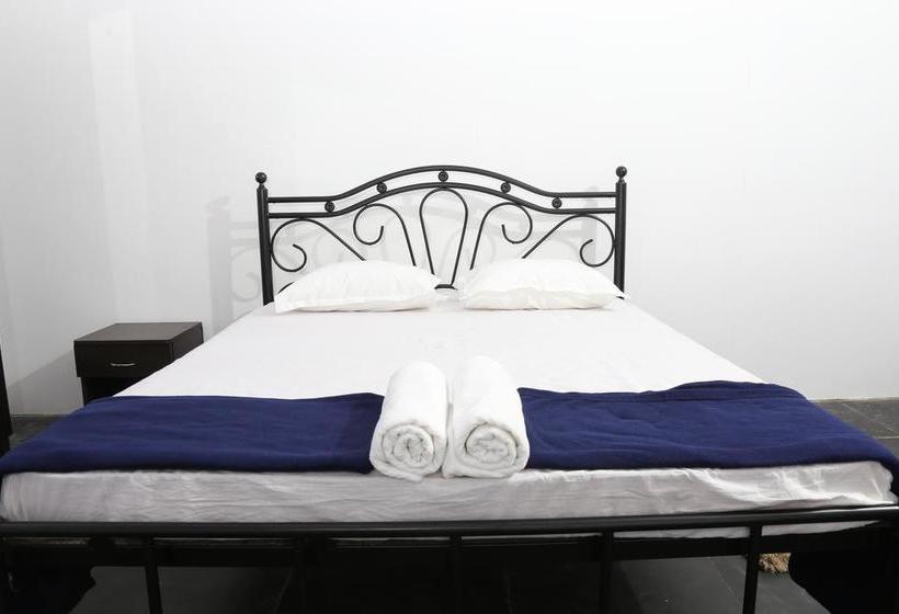 Resort Agonda Cottages 1