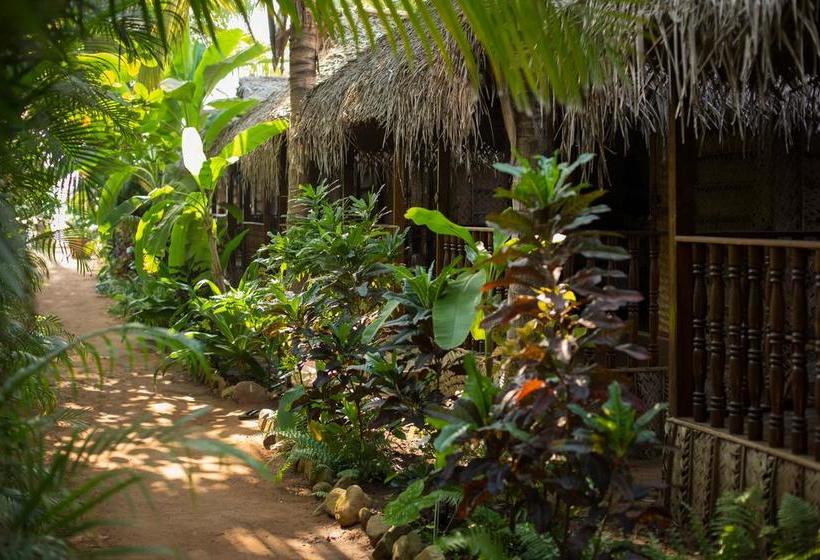 Resort Agonda Cottages 17