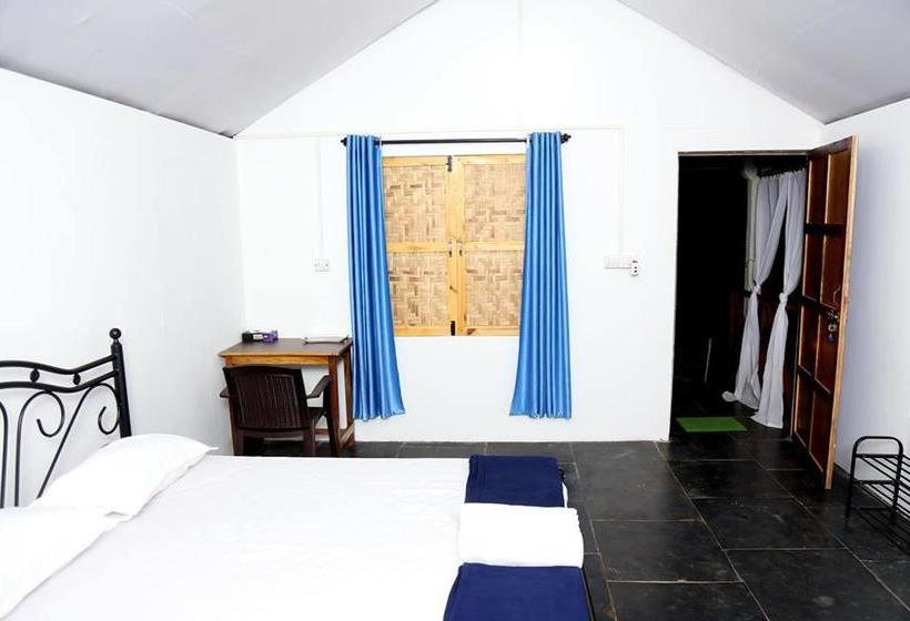 Resort Agonda Cottages 4