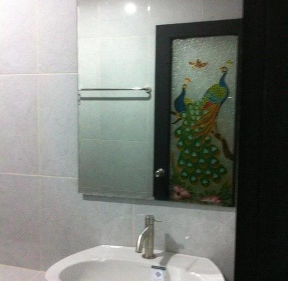 Hotel Sixty Six Place 10