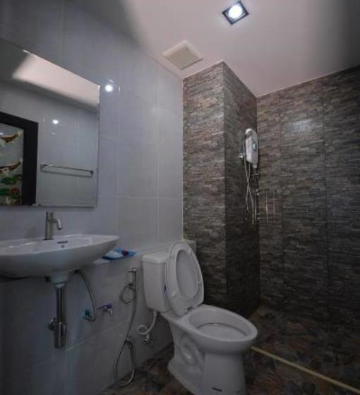 Hotel Sixty Six Place 11