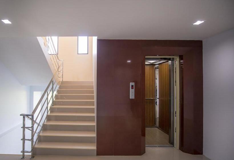 Hotel Sixty Six Place 3