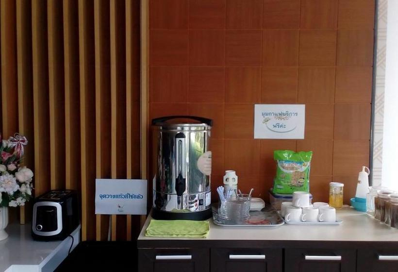 Hotel Sixty Six Place 8