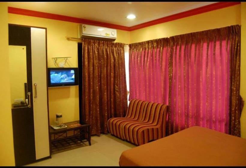Hotel Nishijeet Palace 10