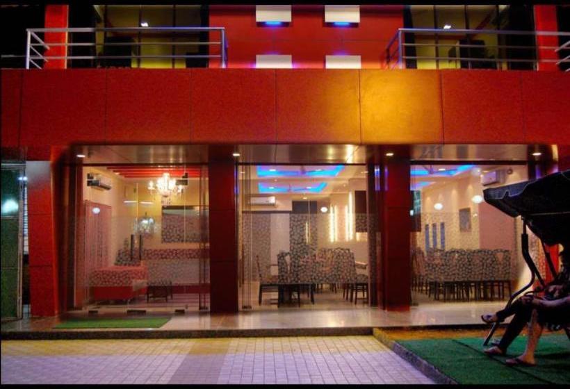 Hotel Nishijeet Palace 14