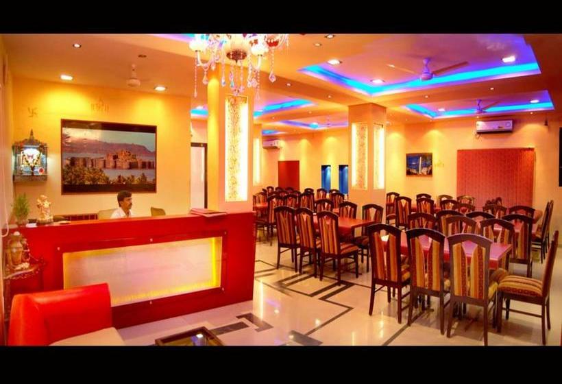 Hotel Nishijeet Palace 16