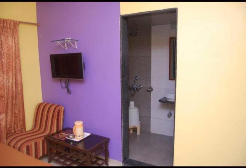 Hotel Nishijeet Palace 2