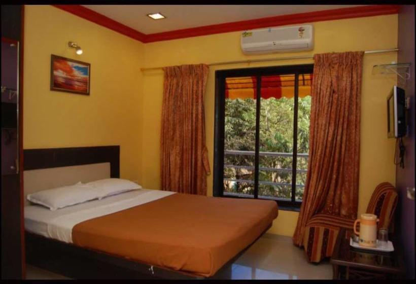 Hotel Nishijeet Palace 4