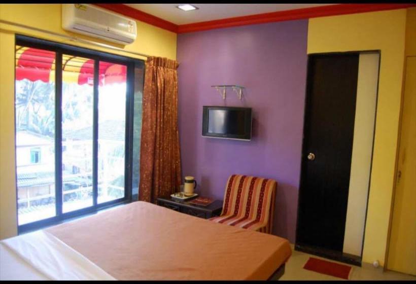 Hotel Nishijeet Palace 8