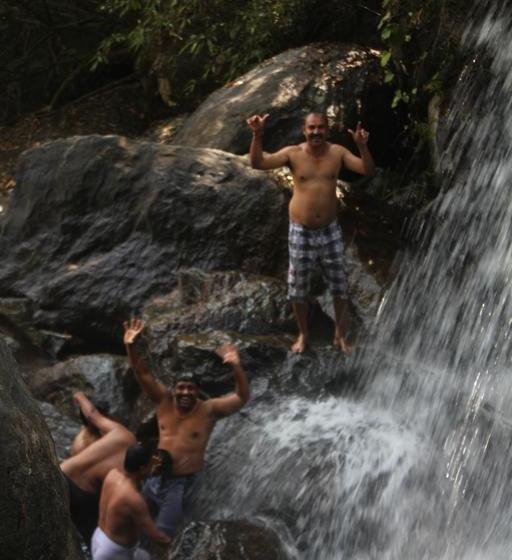 Bed and Breakfast Happylife Zostels Munnar 7