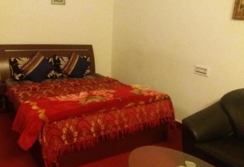 Hotel Vels Court Residency 6