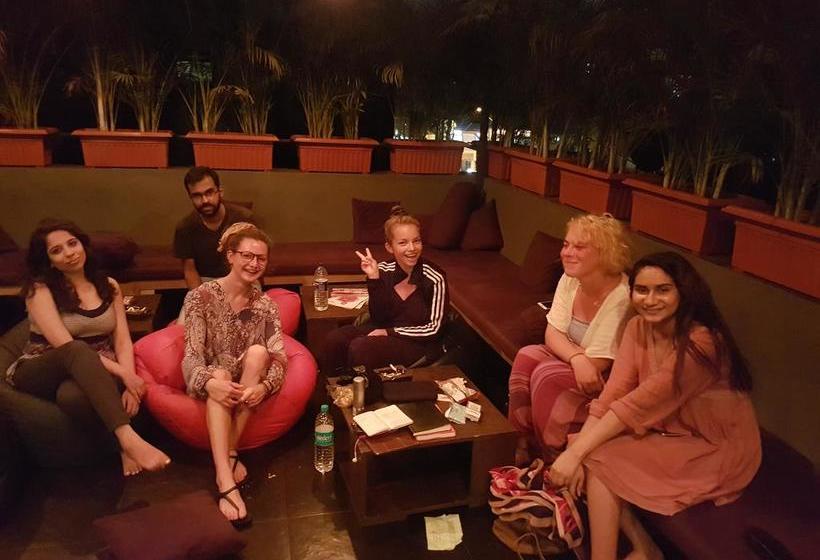 Hostel Bollywood Bed & Breakfast 1