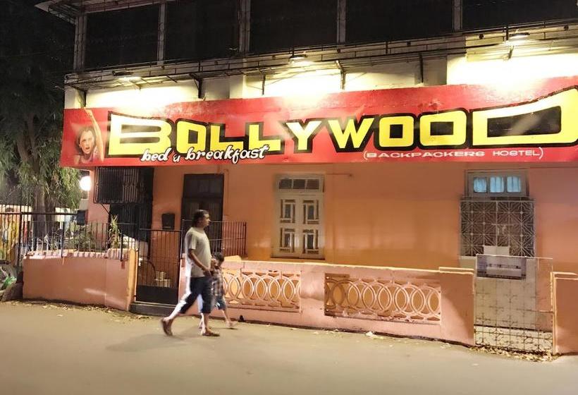 Hostel Bollywood Bed & Breakfast 12