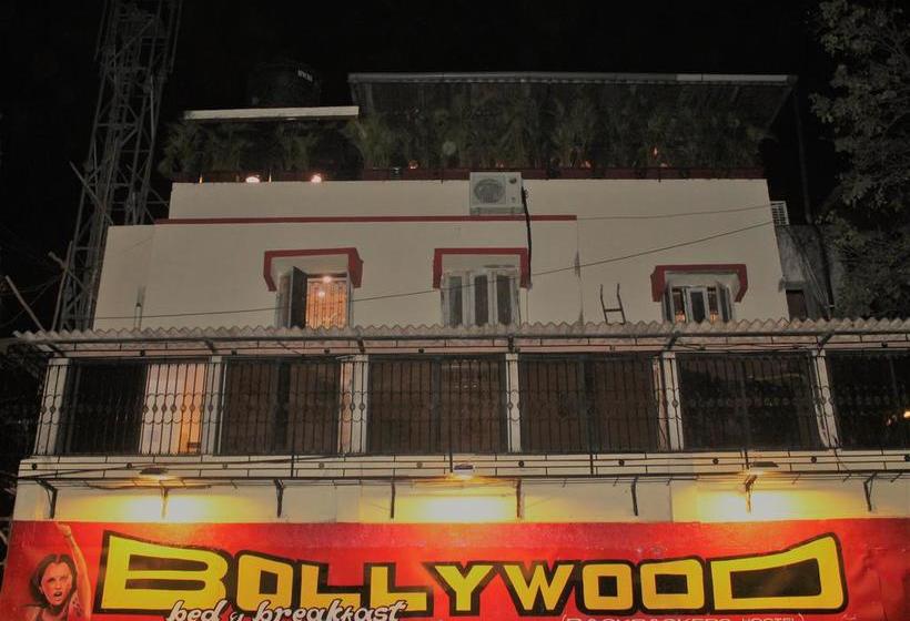 Hostel Bollywood Bed & Breakfast 13