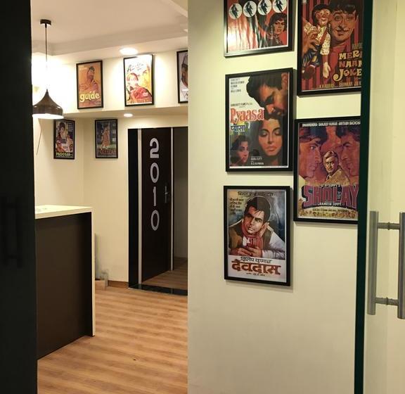 Hostel Bollywood Bed & Breakfast 20