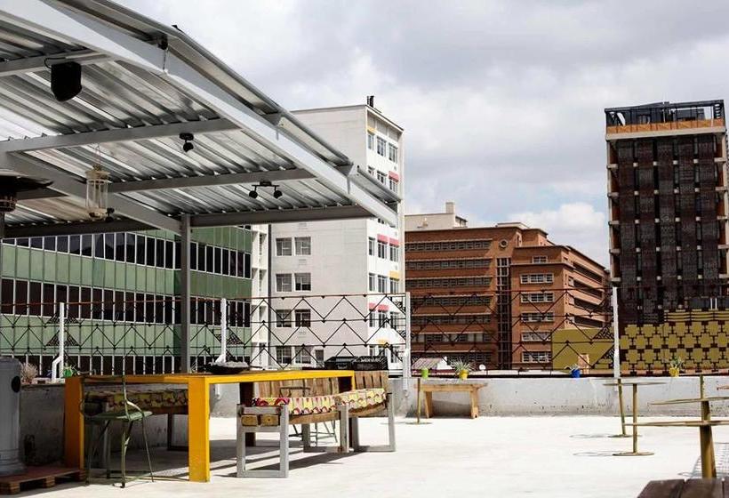 Hostel Urban Backpackers 6