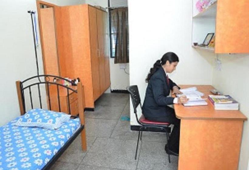 Mannat Girls Hostel 3