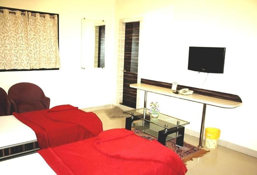 Hotel Excel Executive 5