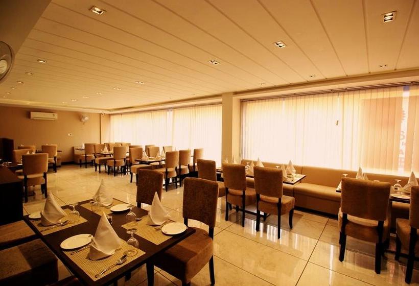 Hotel Inderlok Ananta 13