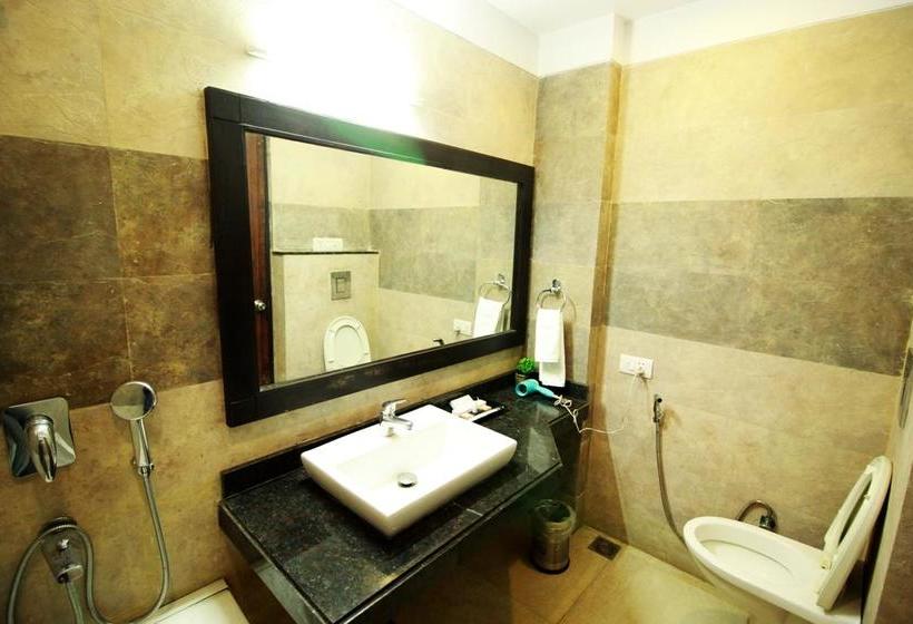 Hotel Inderlok Ananta 15