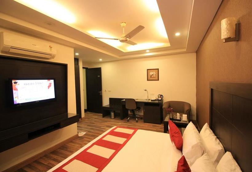 Hotel Inderlok Ananta 9