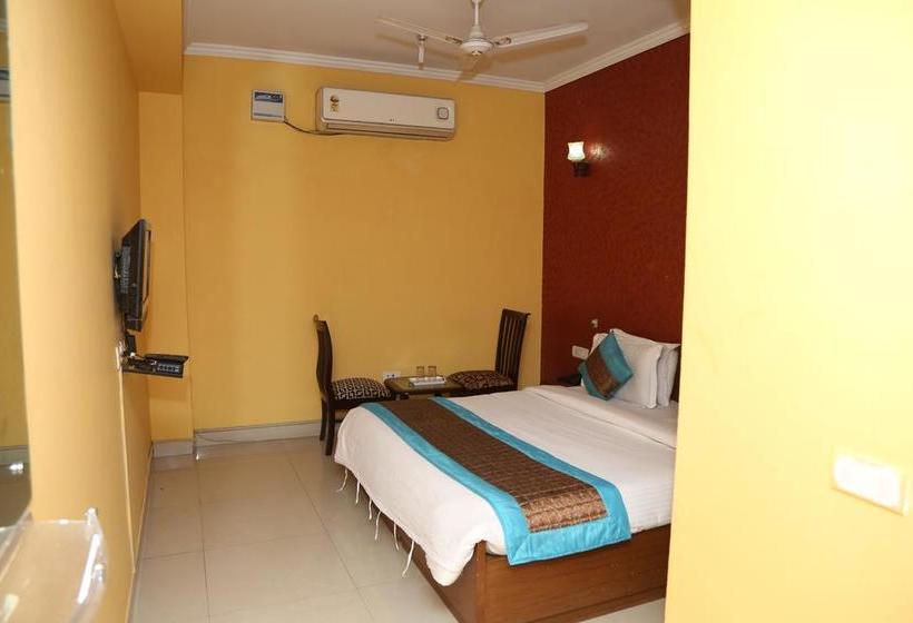 Airport Hotel Fly Rooms 12