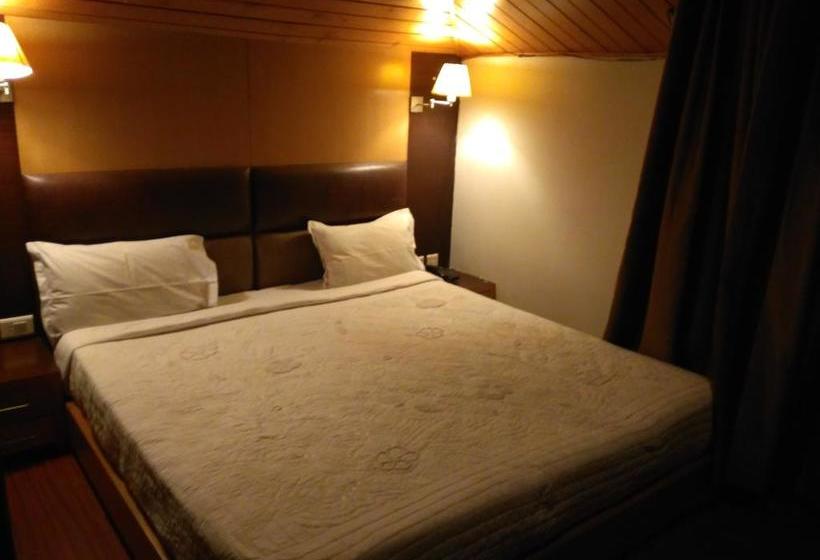 Hotel The Rice Valley Residency 8