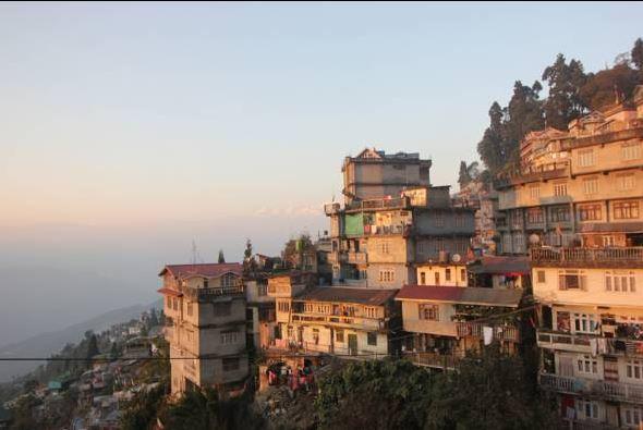 Hotel Finestays Shanti Priya 18