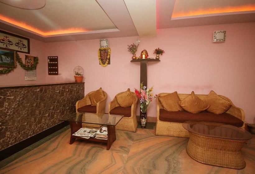 Hotel Finestays Shanti Priya 7