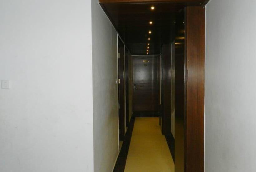 Hotel Sacheti Yatri Niwas 9