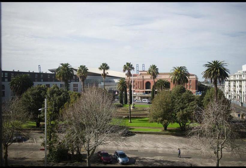 Hotel Grand Central Serviced Apartment 12