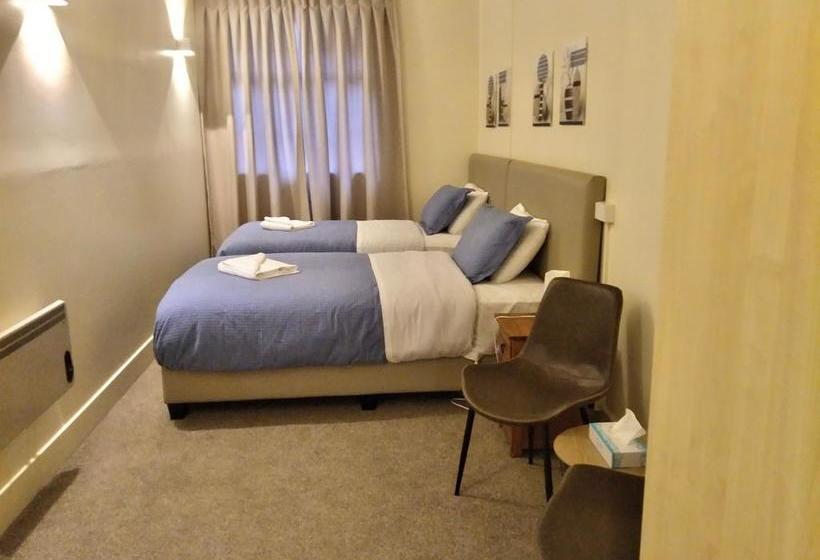 Hotel Grand Central Serviced Apartment 18