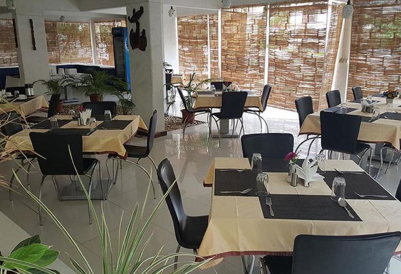 Hotel Avezeekaa Corporate Residency 8