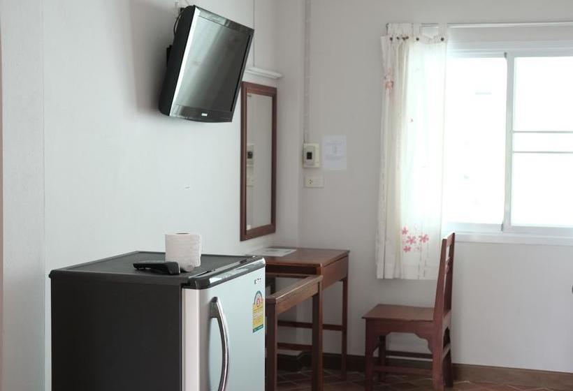 Hotel Prasertsri Place 1