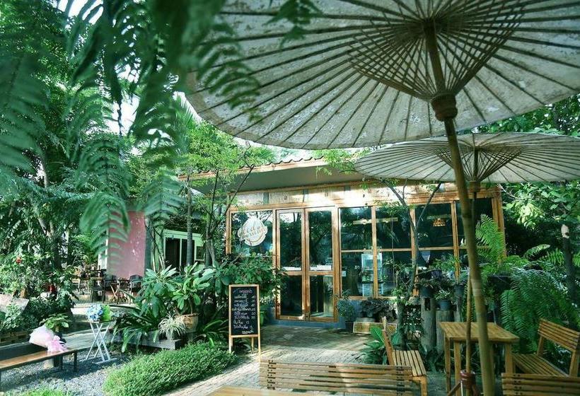 Hotel Prasertsri Place 4