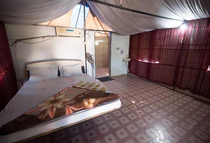 Resort Patel Farmhouse And Restaurant 4