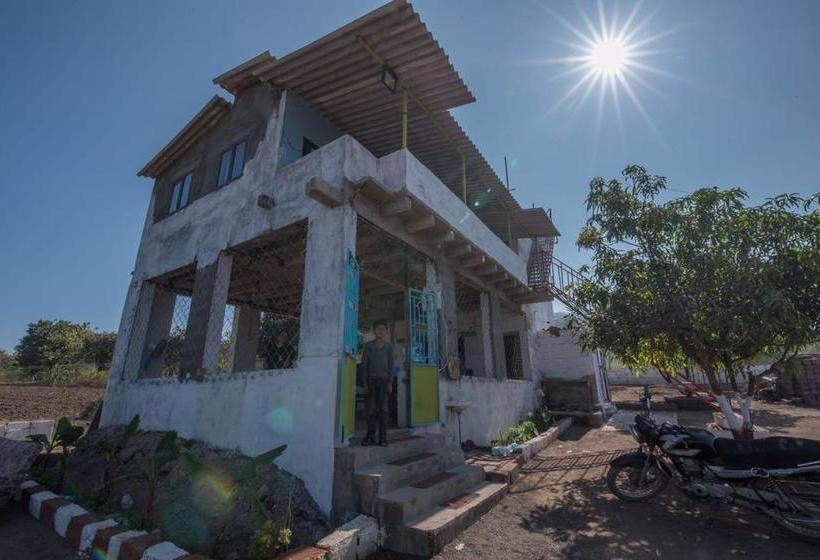 Resort Patel Farmhouse And Restaurant 6