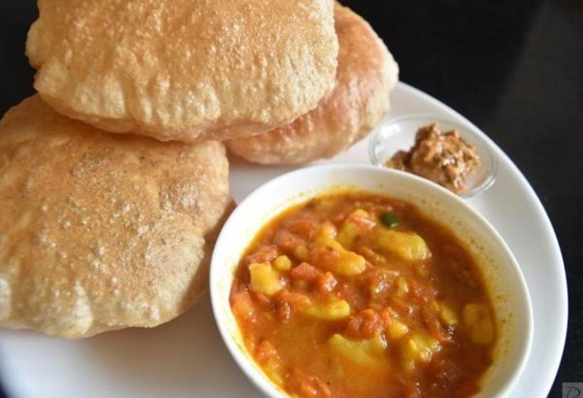 Regal Hotel And Restaurant 6